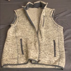 Men’s Beverly Hills polo club this extra large